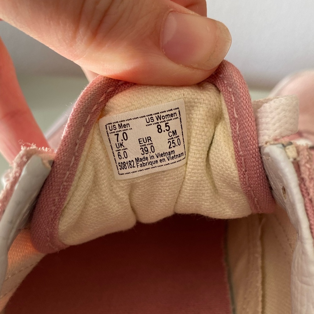 Women’s Old Skool Vans - Picture 5 of 6